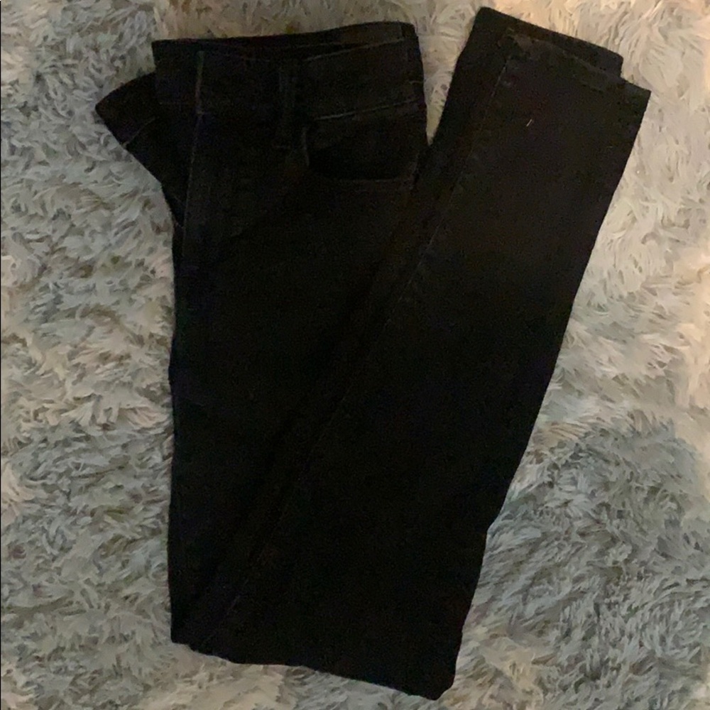 Black skinny jeans